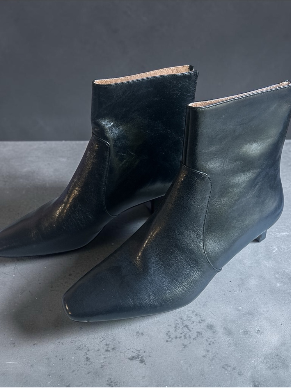 Madewell Black Leather Kitten Heel Ankle Boots - Women